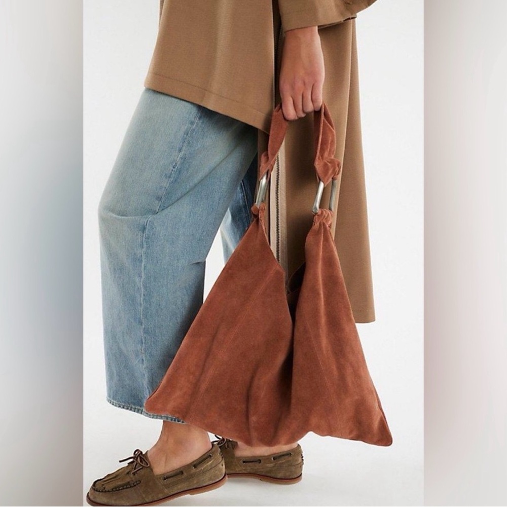 Free People “Bobbi”  Dark Brown Suede Slouch Shoulder Bag Tote - NWT - Picture 6 of 6